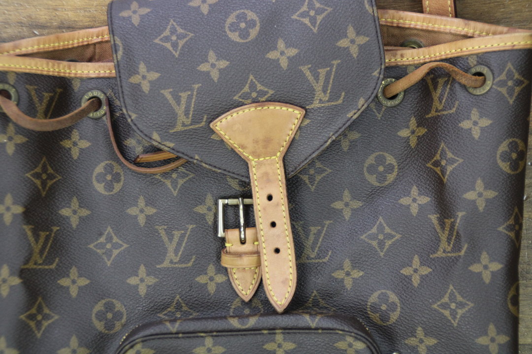 LOUIS VUITTON ジャンク品　修理前提 LOUIS VUITTON シャンティ モノグラムペルフォ PM ショルダー